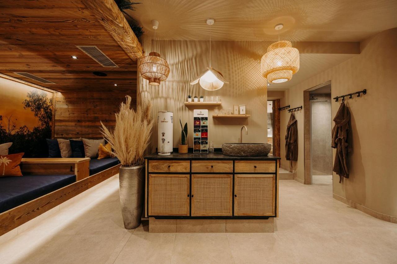 Uncle Jacks Hotel Flachau Bagian luar foto